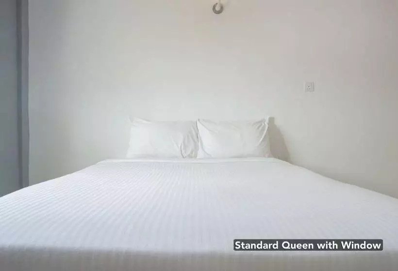 Отель Senyum Inn