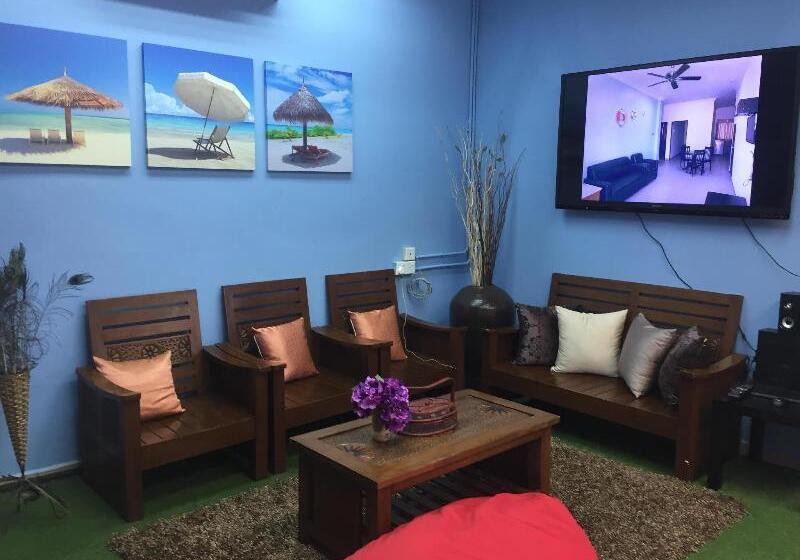 فندق على الطريق Shell Out Cenang Beach Resort