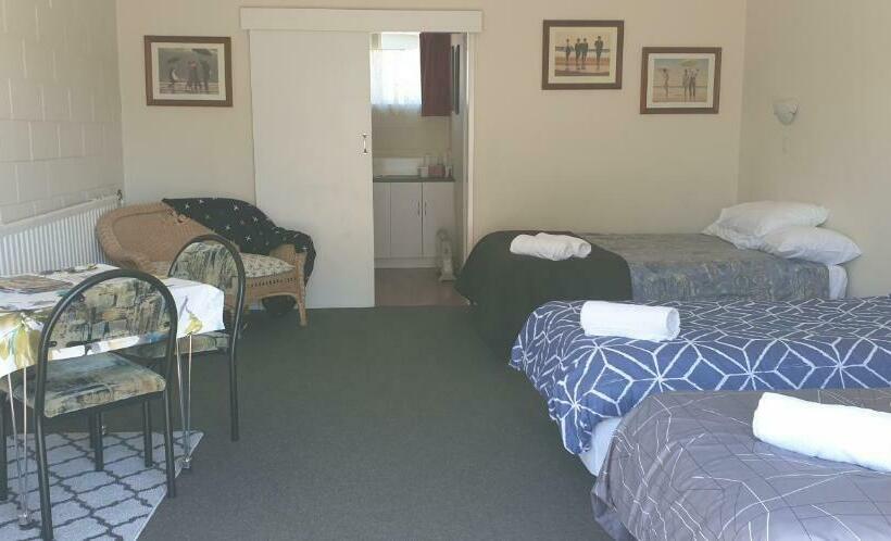 Vandrarhem Roadside Motel