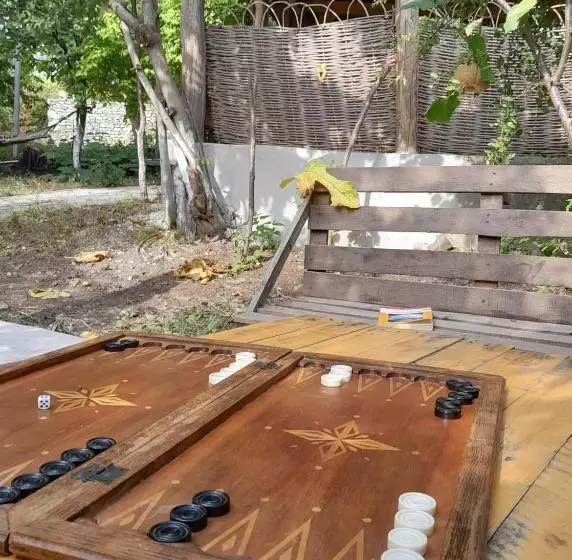 تختخواب و صبحانه Nargizaanta