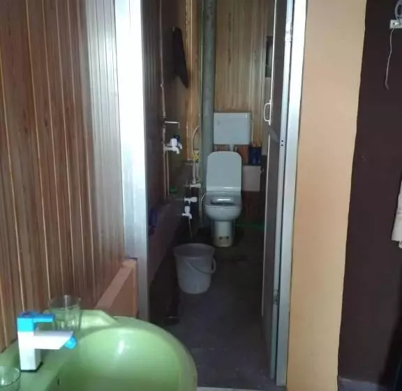 ホテル Spot On Stacy Guest House
