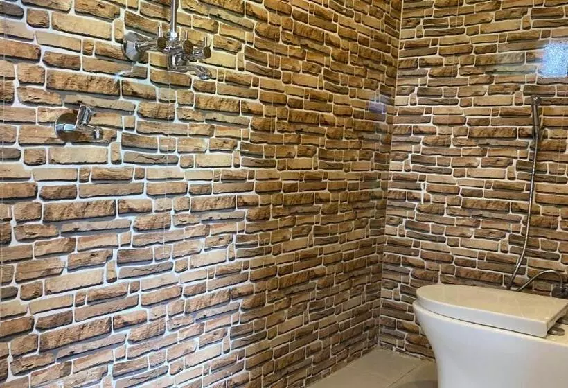 هتل The Glasshouse