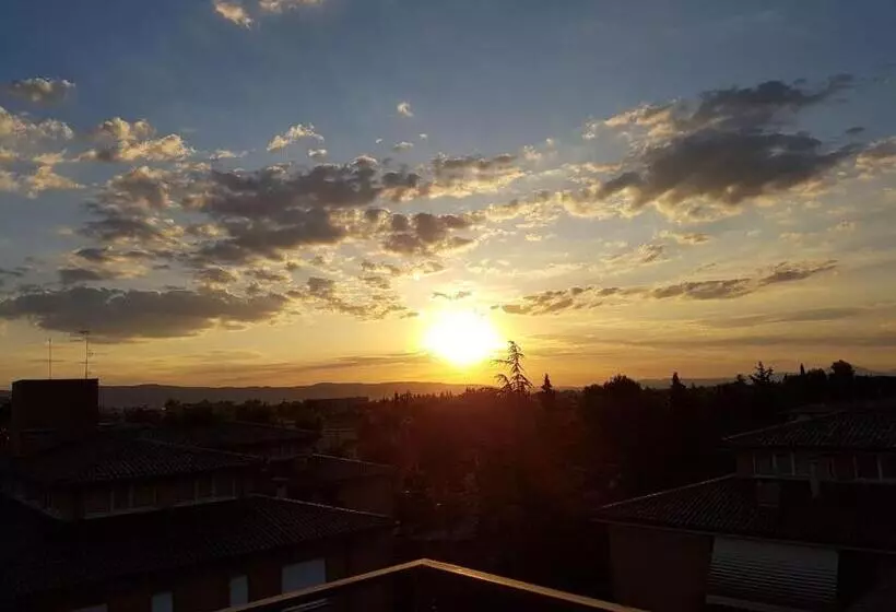 ペンション Appartamento Situato Nei Pressi Di Centro E Caserma