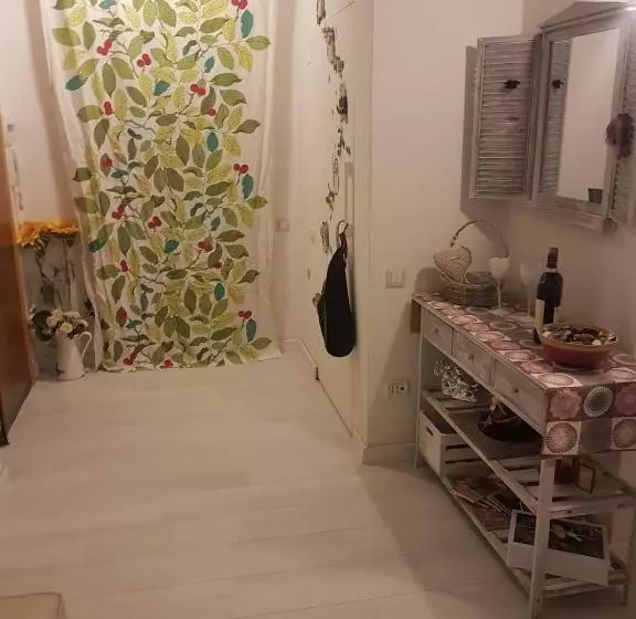 ペンション Appartamento Situato Nei Pressi Di Centro E Caserma