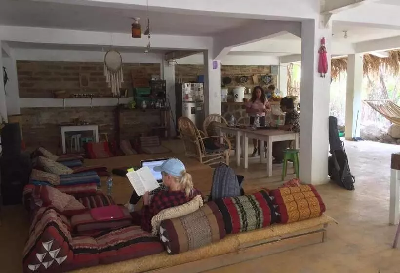 هاستل Casa Ahau