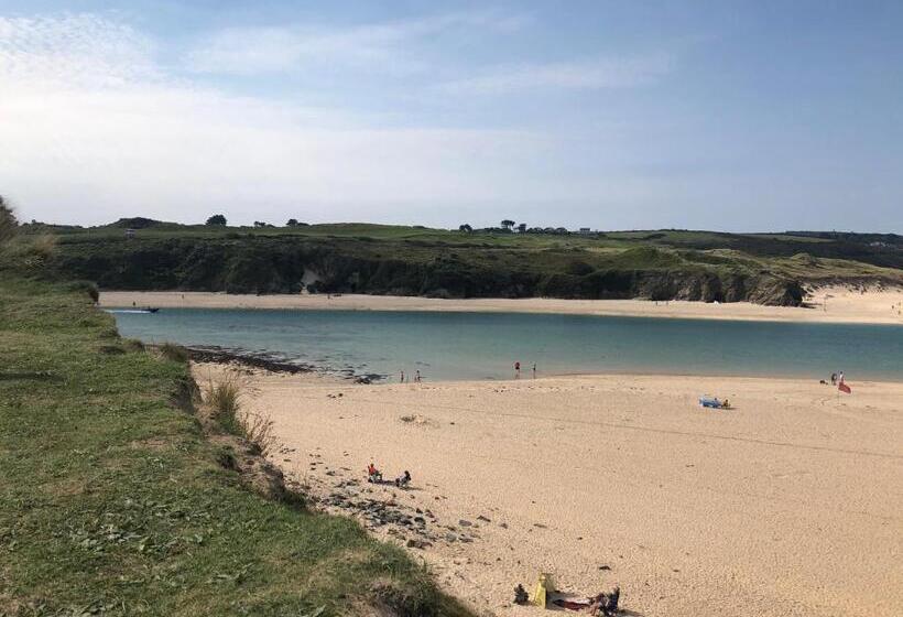 Bed and Breakfast 2 Lapwing Drive