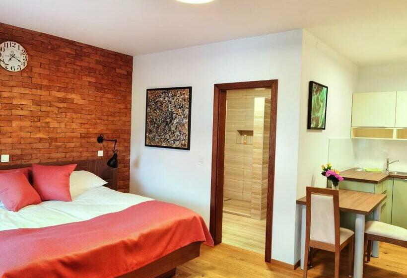 Hiša Wambrechtsamer   House Wambrechtsamer