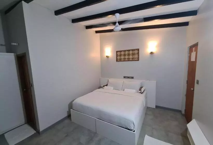 پانسیون Dhooni Finolhu Guesthouse