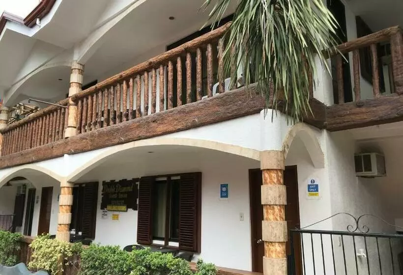 ユースホステル Double Diamond Inn Guest House