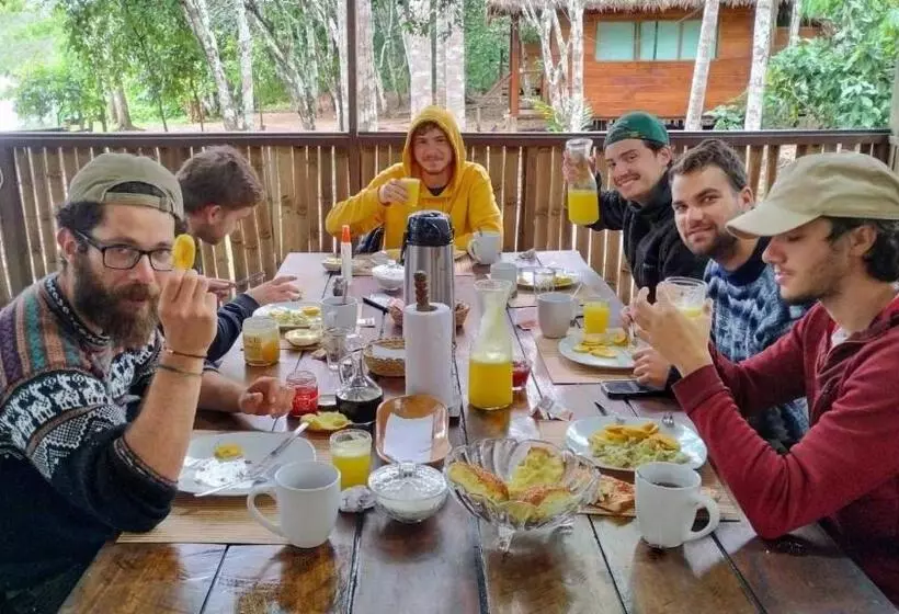 Retkeilymaja Majacho`s House