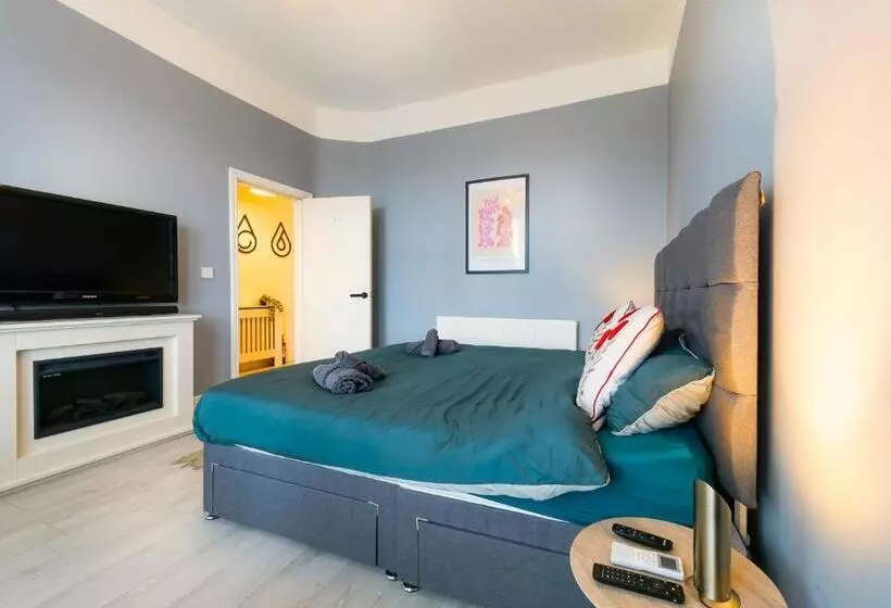 ベッドアンドブレックファースト Botanic Rooms