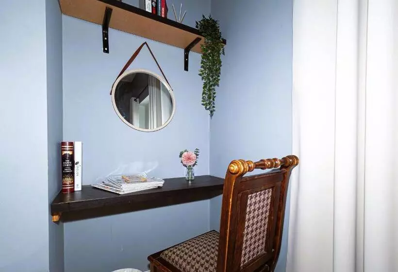 ベッドアンドブレックファースト Botanic Rooms