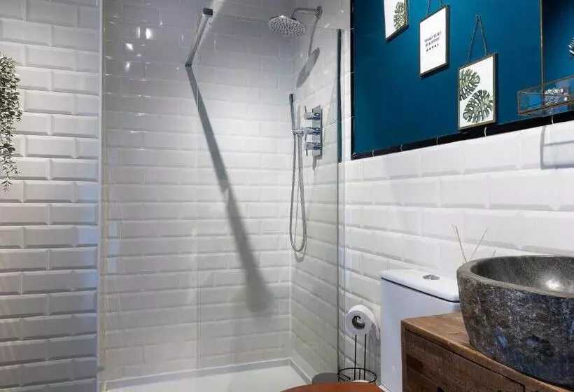 ベッドアンドブレックファースト Botanic Rooms