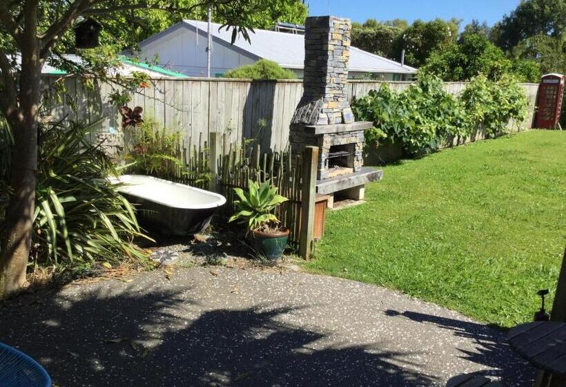 مبيت وإفطار Sundari Retreat