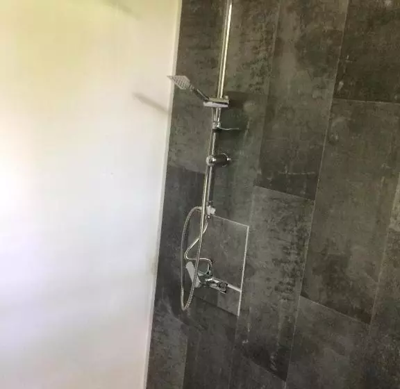 تختخواب و صبحانه Villa Portina