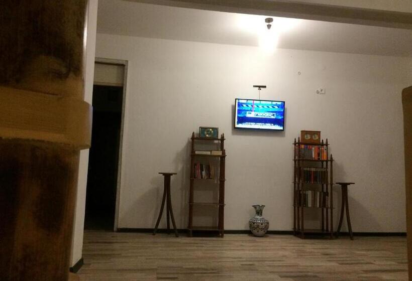 تختخواب و صبحانه Villa Portina