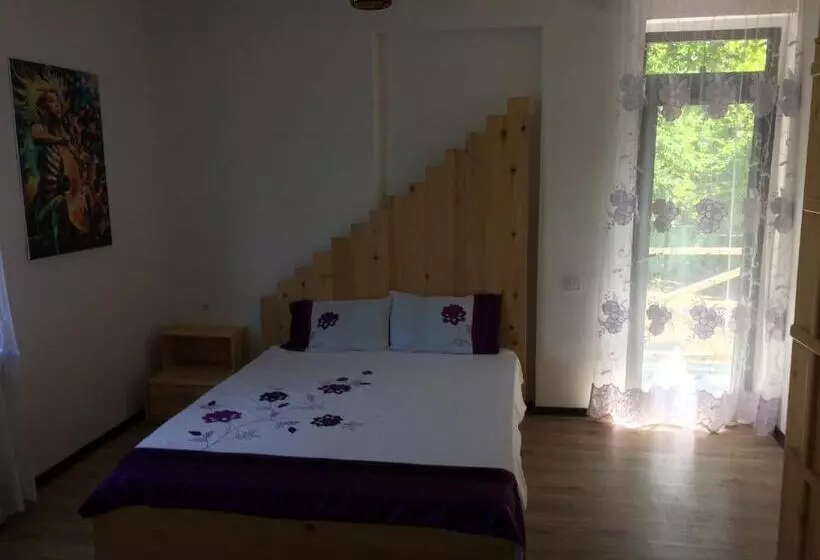 تختخواب و صبحانه Villa Portina