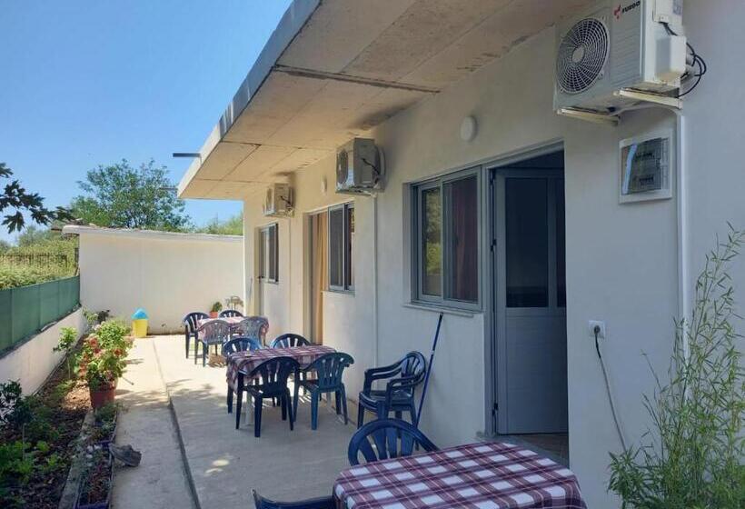 בית מלון כפרי Seascape Vila