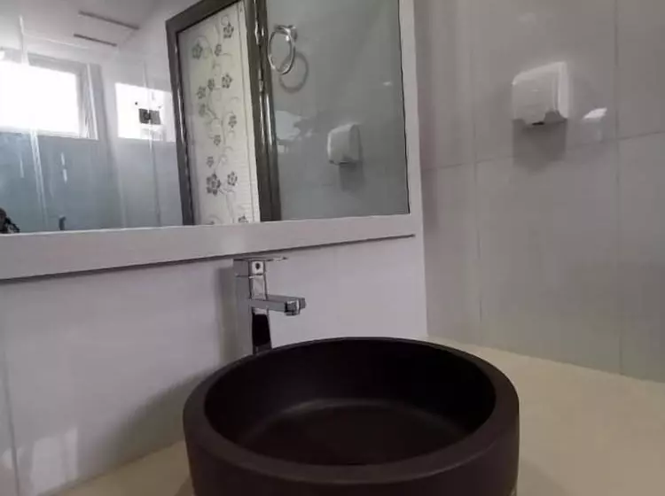 Xen Midu Hotel Addu City Maldives