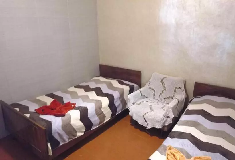 پانسیون Guest House Tengo