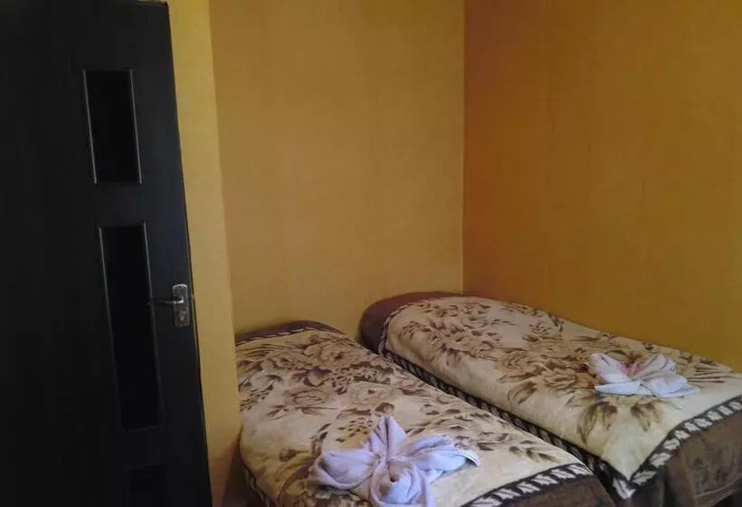پانسیون Guest House Tengo