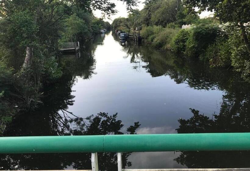 پانسیون Villa Paradis Ultime