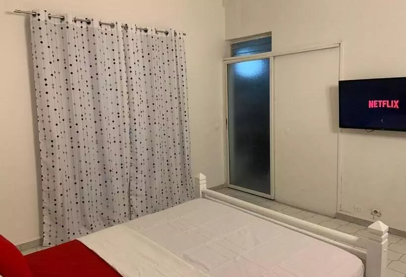 پانسیون Villa Paradis Ultime