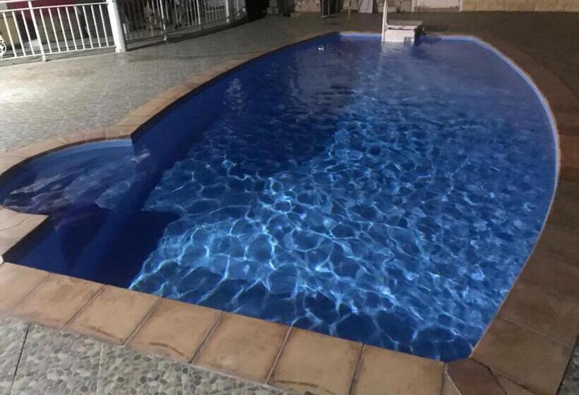 پانسیون Villa Paradis Ultime