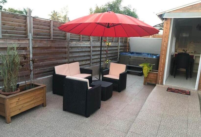 پانسیون Villa Paradis Ultime