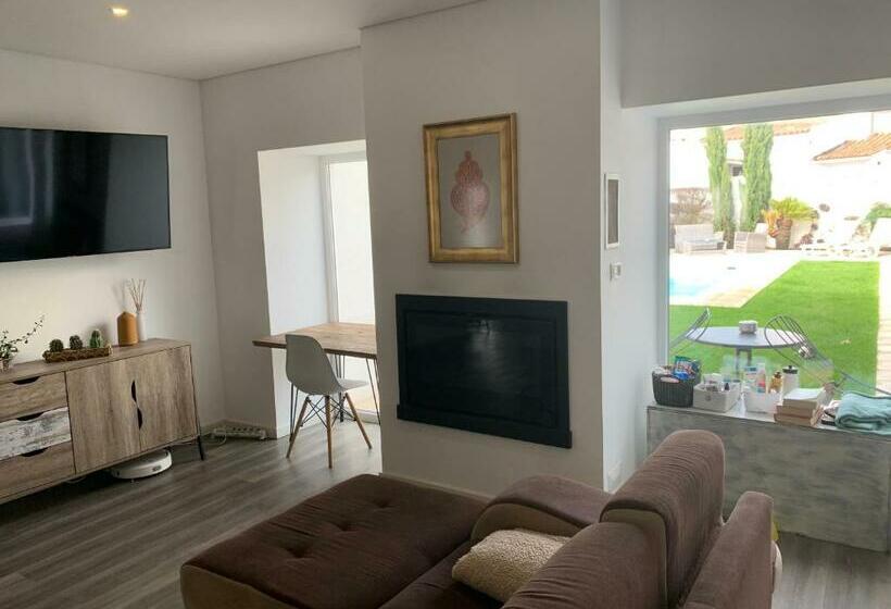 The Spot Hostel Ofir