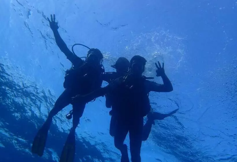 Xen Midu Hotel Addu City Maldives