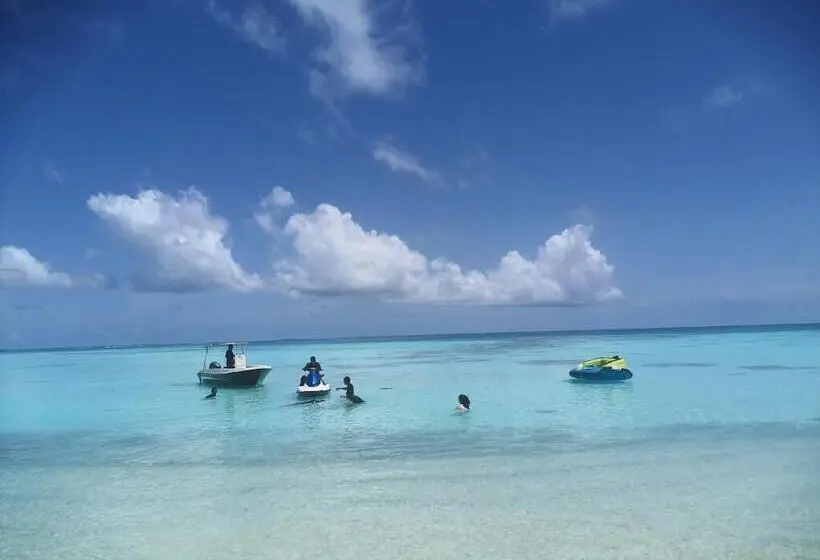 Xen Midu Hotel Addu City Maldives