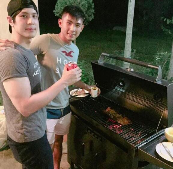 تختخواب و صبحانه 拇指園民宿