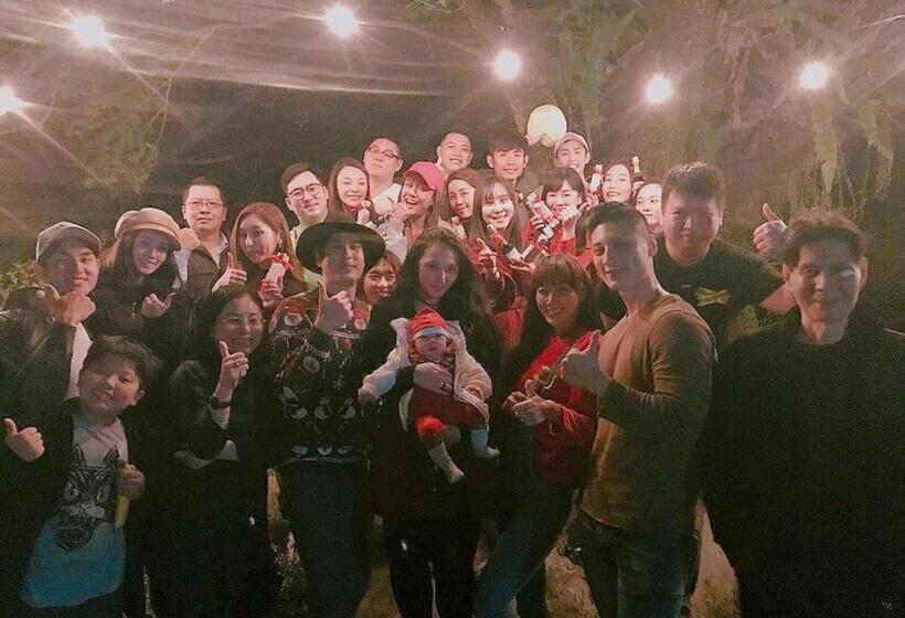 تختخواب و صبحانه 拇指園民宿