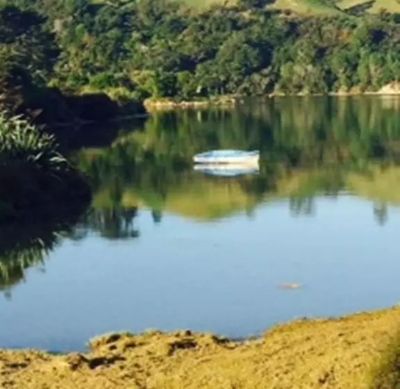 Aamiaismajoitus (B&B) Admiral Waters