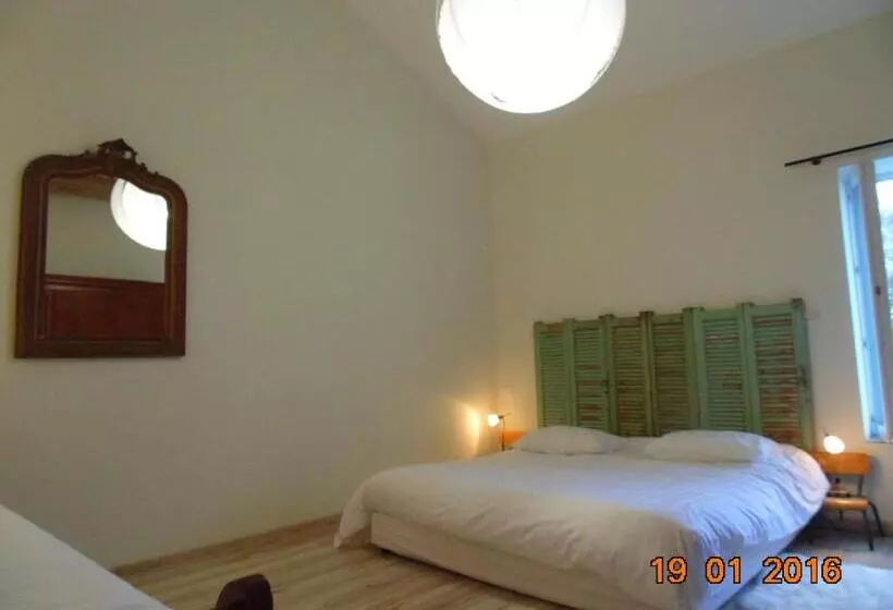 Majatalo Gite Le Clos Constance