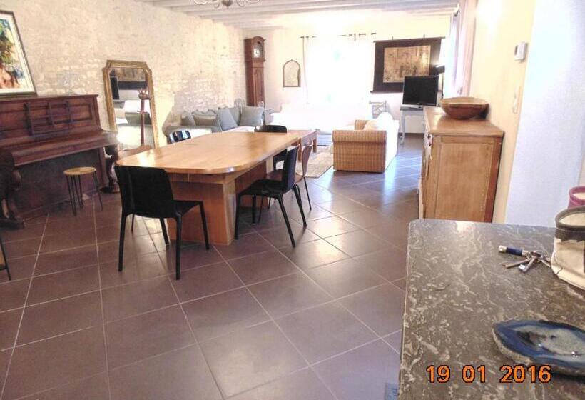 Пансион Gite Le Clos Constance