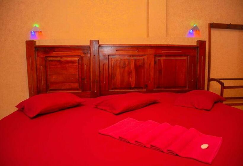 ペンション Janara