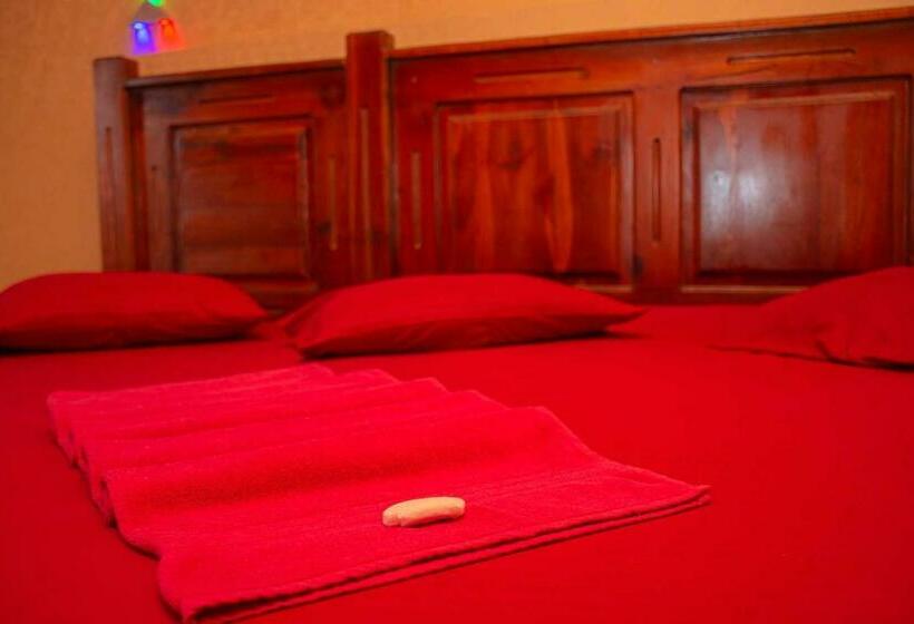 ペンション Janara