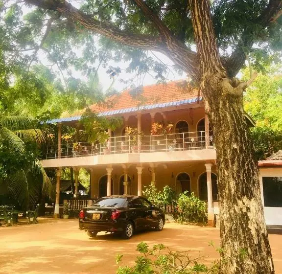 Majatalo New Land Guest House