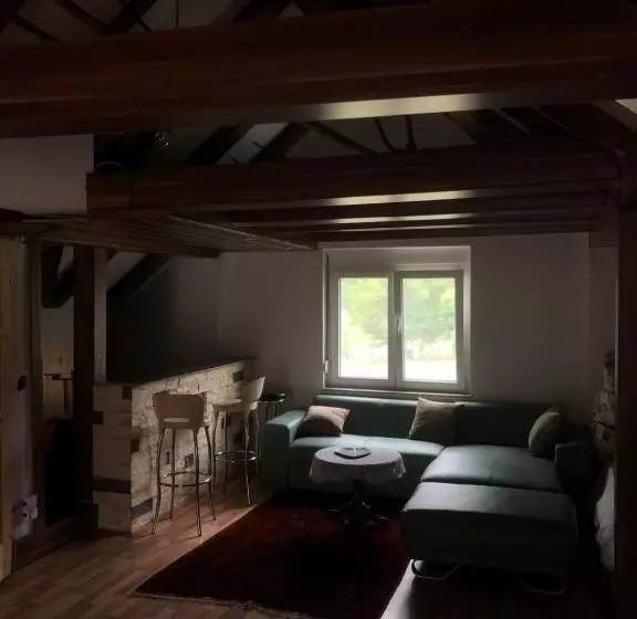 پانسیون Riverside Guesthouse