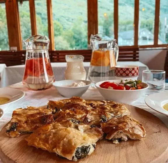 پانسیون Riverside Guesthouse
