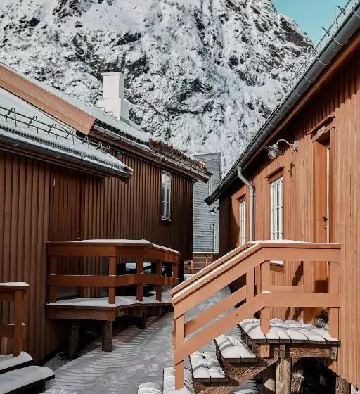 Lomakeskus Holmen Lofoten