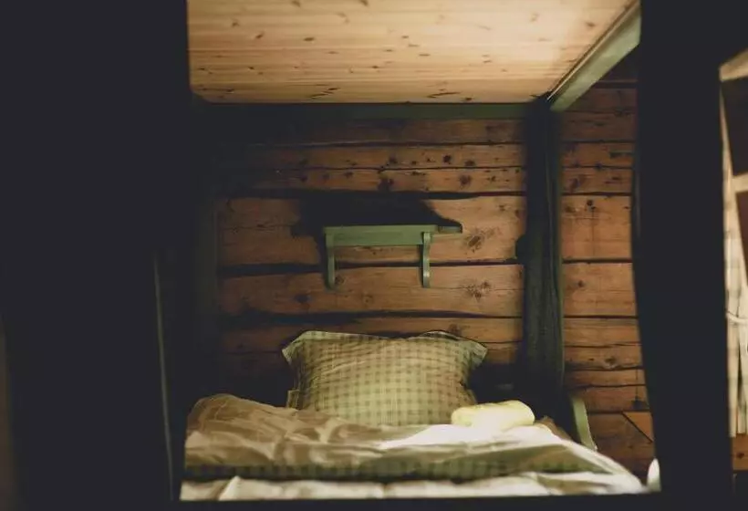 Lomakeskus Holmen Lofoten