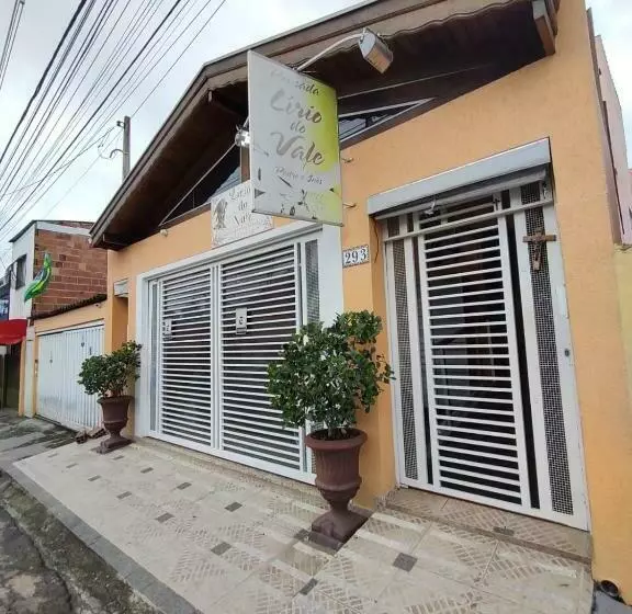 ユースホステル Pousada Lirio Do Vale