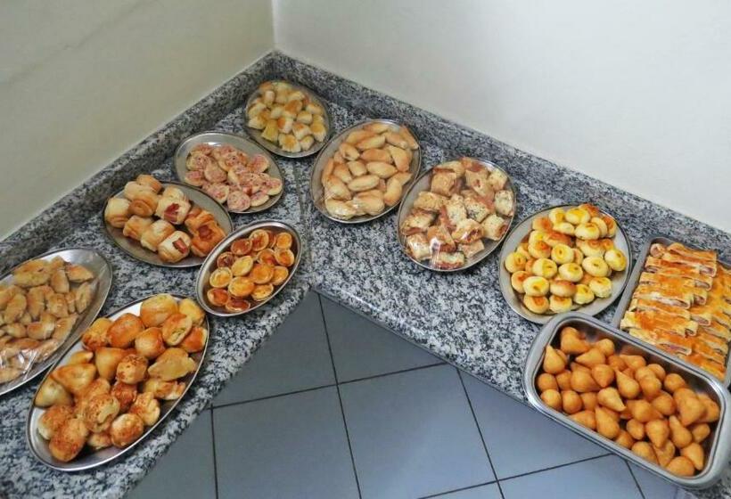 Hostel Pousada Lirio Do Vale