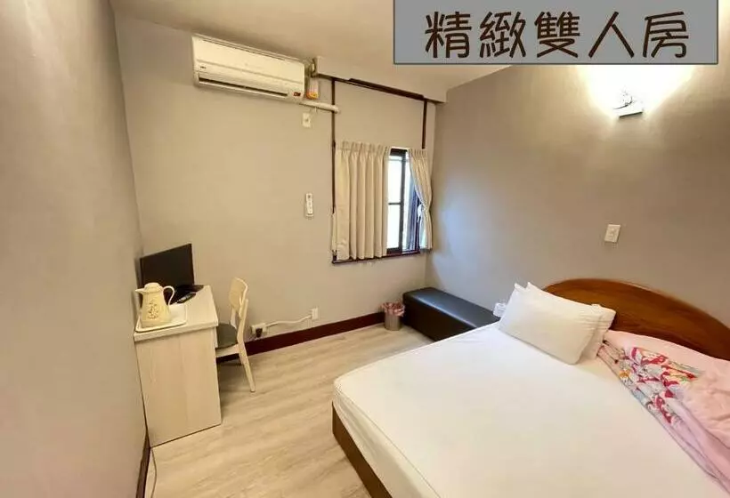 هاستل Yi Mei