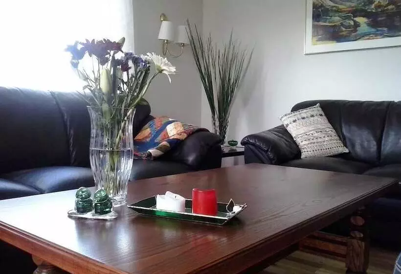 تختخواب و صبحانه Dalssel Farm Guesthouse