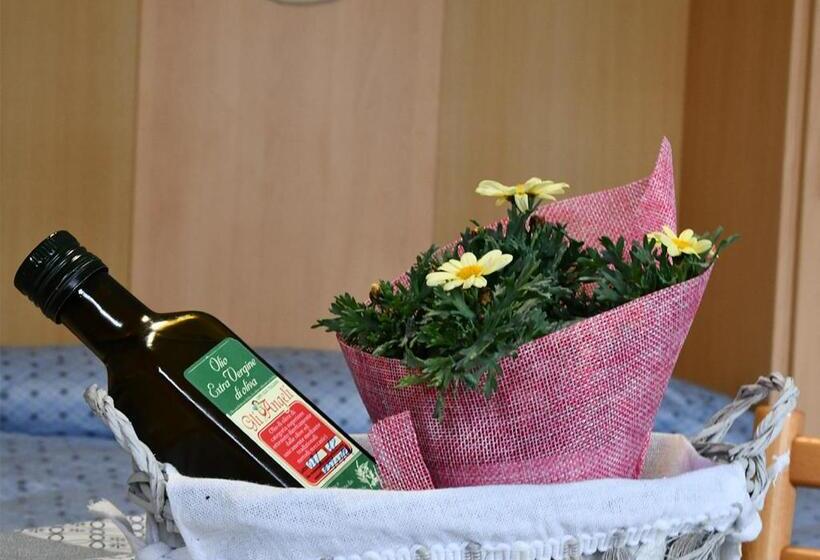 ホテル Gli Angeli Agriturismo