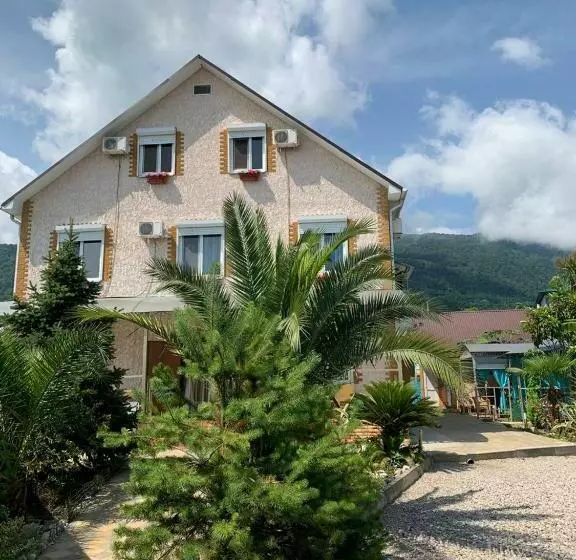 پانسیون Guest House Barhatniy Sezon